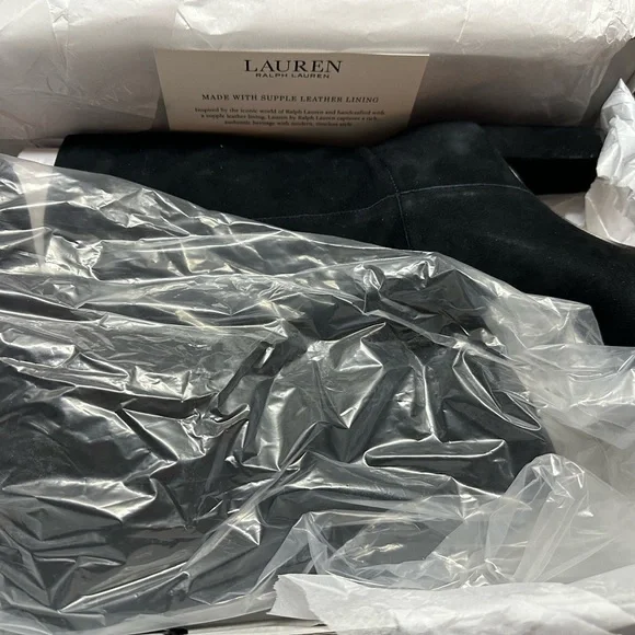 Ralph Lauren Black Heeled Boots with Pointed Toe - Picture 11 of 11